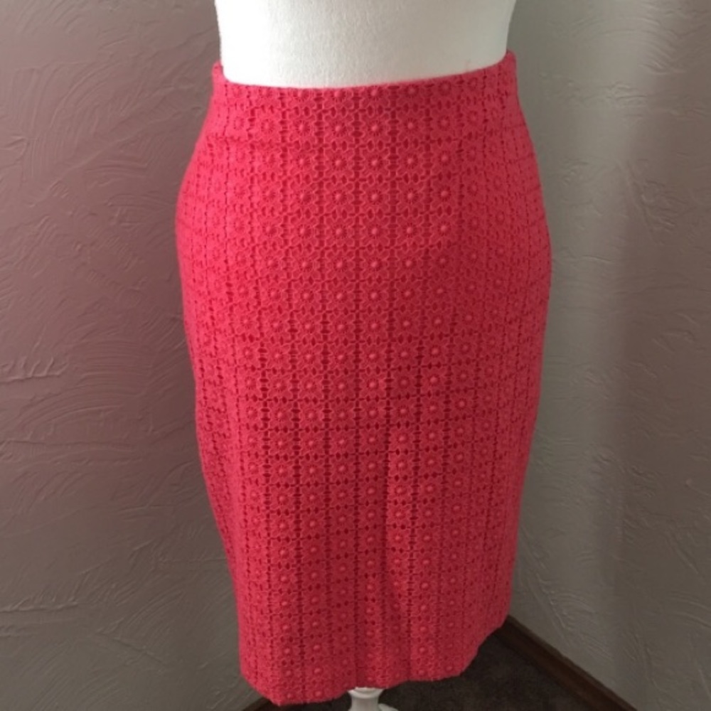 Ann Taylor Coral/Pink Lace Overlay Pencil Skirt